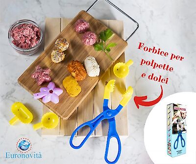 Foto di FORBICE PLASTICA PER POLPETTE E DOLCI