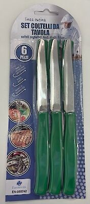 Foto di COLTELLI DA TAVOLA SEGHETTATI DENTI STRETTI 6PZ. VERDI