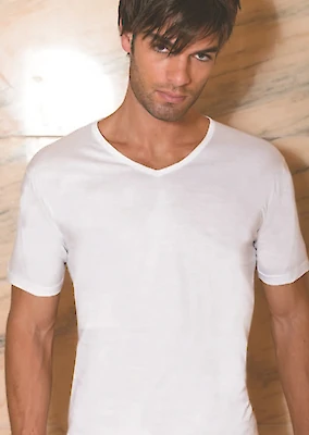 Foto di MAGLIA UOMO BIANCA 100% COTONE M/M COLLO "V"