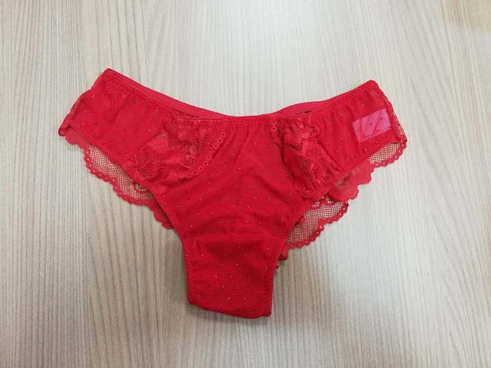 SLIP BRASILIANO DONNA IN TULLE POIS GLITTER E PIZZO ROSSO M4